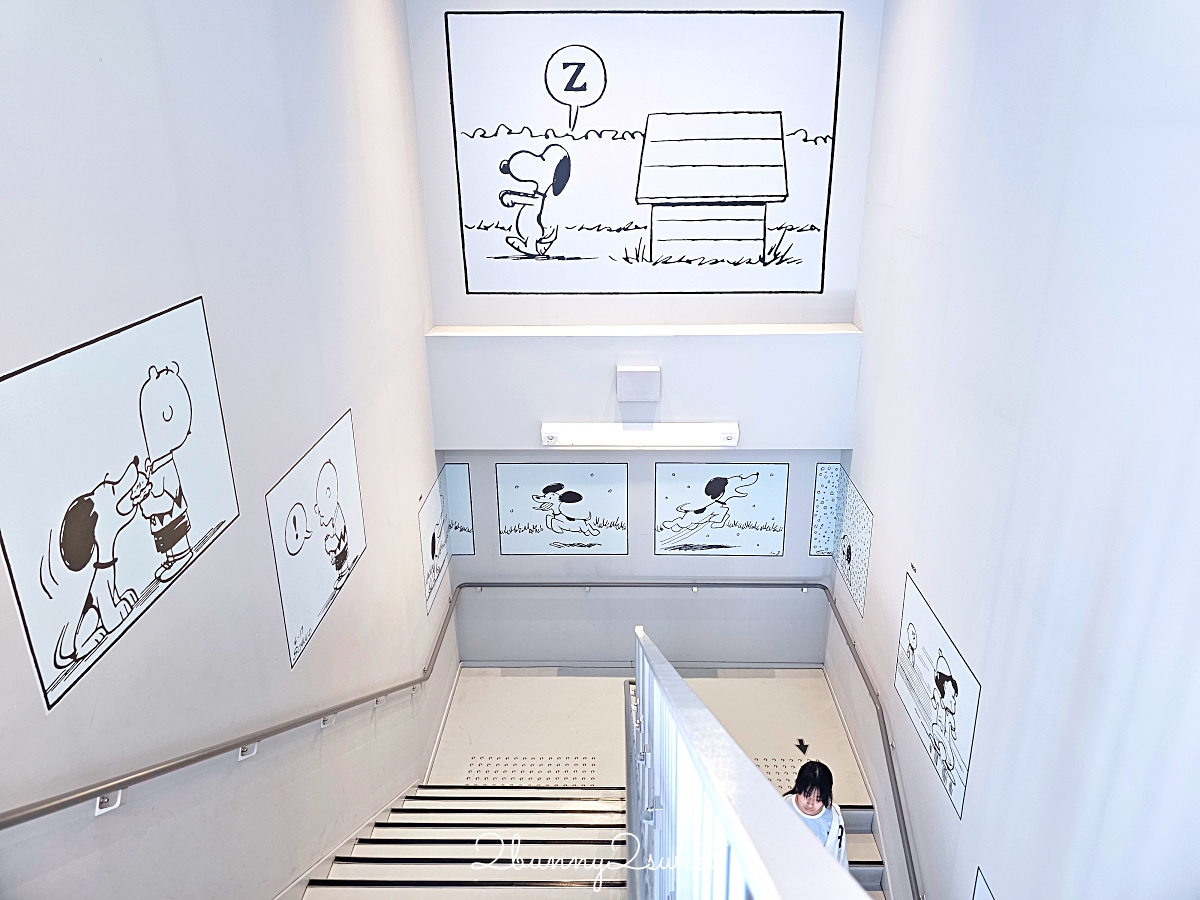 東京景點「史努比博物館 Snoopy Museum Tokyo」8公尺巨大史努比太可愛，限定商品太好買 @兔兒毛毛姊妹花