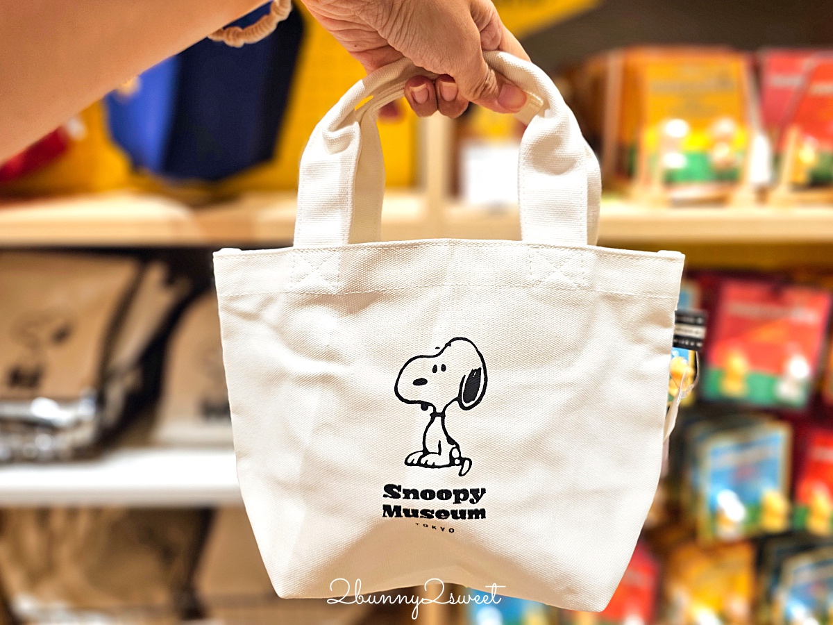 東京景點「史努比博物館 Snoopy Museum Tokyo」8公尺巨大史努比太可愛，限定商品太好買 @兔兒毛毛姊妹花