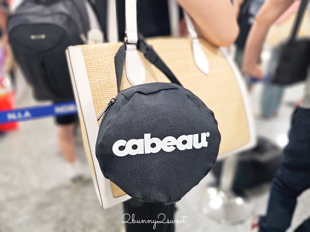 Cabeau記憶棉頸枕TEN S3開箱～長途旅行搭機坐車安穩補眠秘密武器，搭配護腰帶更舒適