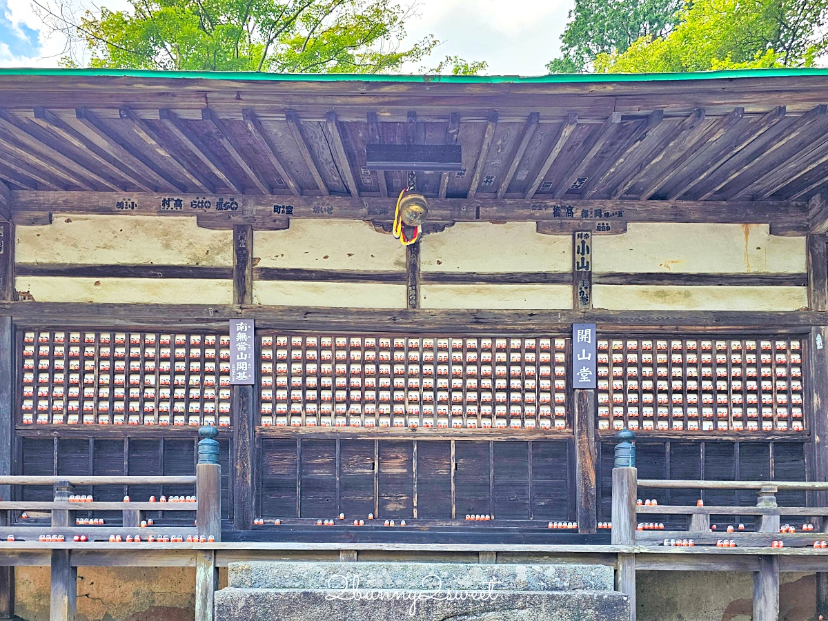 勝尾寺｜大阪近郊景點～滿滿達摩不倒翁太好拍，秋天賞楓、祈求勝運必來 @兔兒毛毛姊妹花