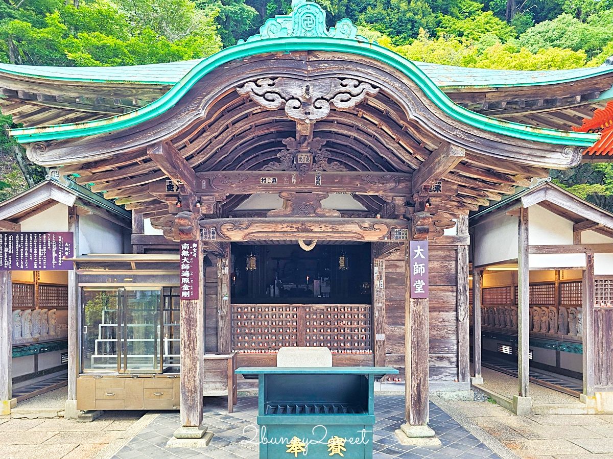 勝尾寺｜大阪近郊景點～滿滿達摩不倒翁太好拍，秋天賞楓、祈求勝運必來 @兔兒毛毛姊妹花