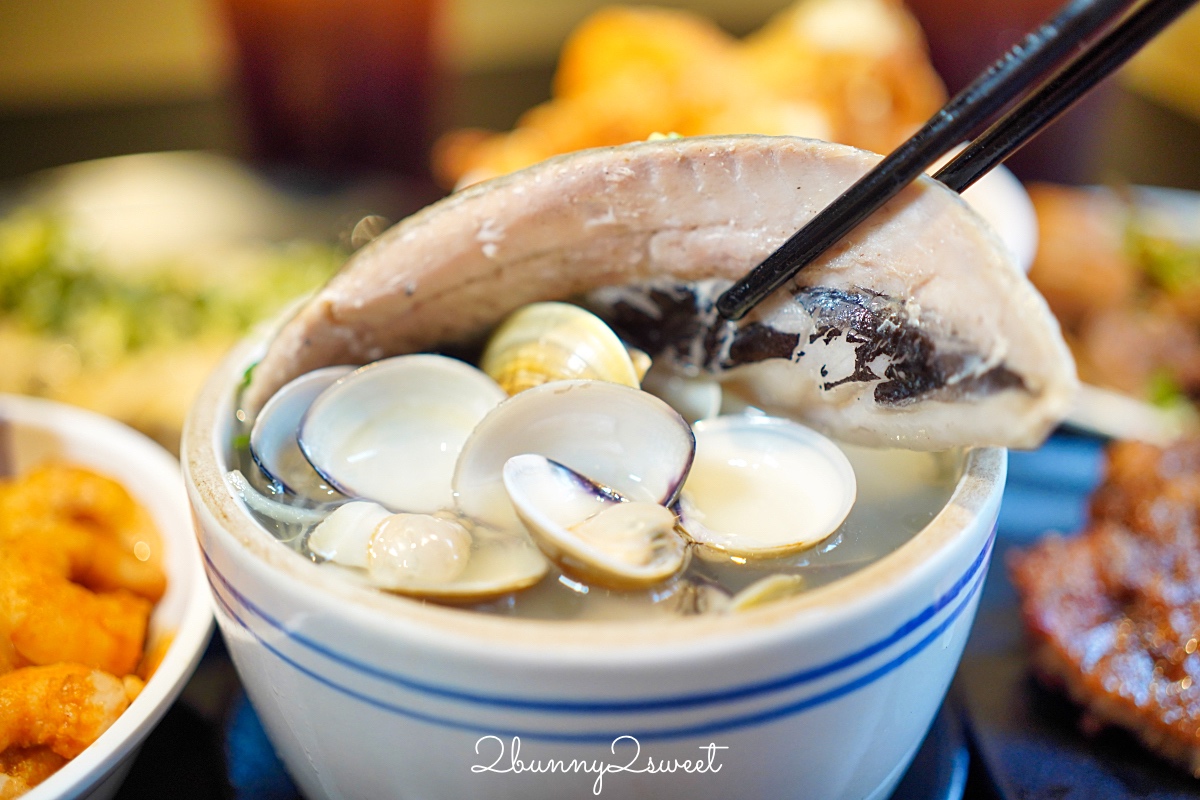 北門蝦仁飯煲湯｜大同區美食~熬煮8小時鮮濃蝦膏醬汁，配個半熟炸鴨蛋太銷魂 @兔兒毛毛姊妹花