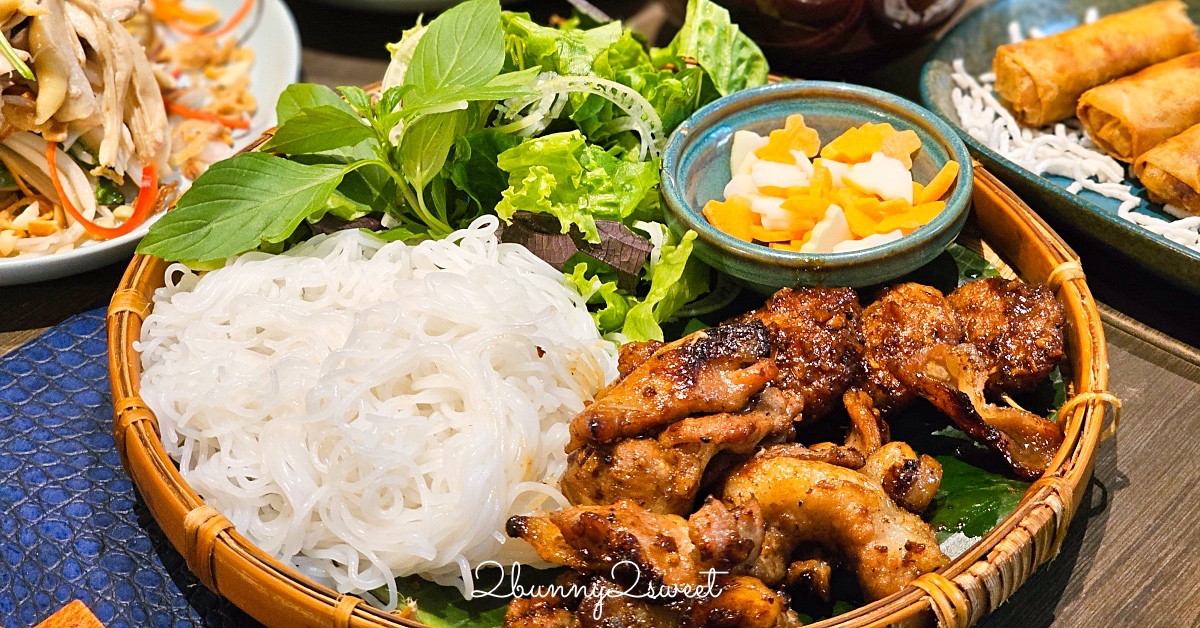 HOME Hanoi｜河內美食～越南百年老宅龍蝦大餐、越式料理海鮮吃到飽 @兔兒毛毛姊妹花