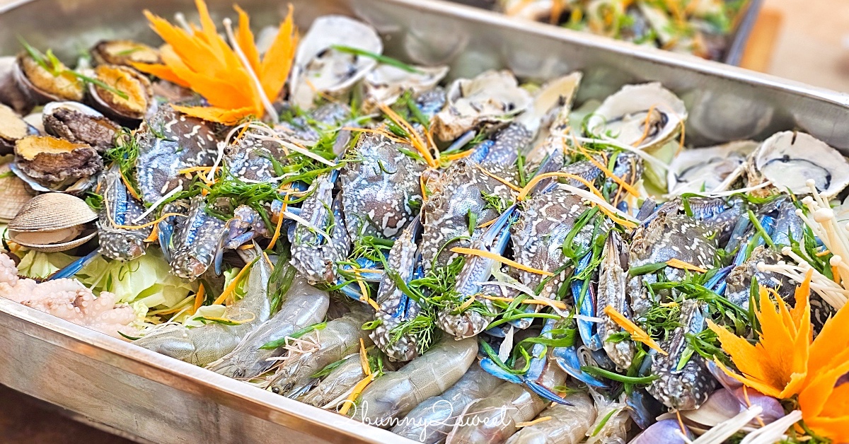 Dân Chài Quán｜越南下龍灣美食～巨無霸鋼盆海鮮火鍋，螃蟹、鮑魚、生蠔&#8230;太澎湃 @兔兒毛毛姊妹花