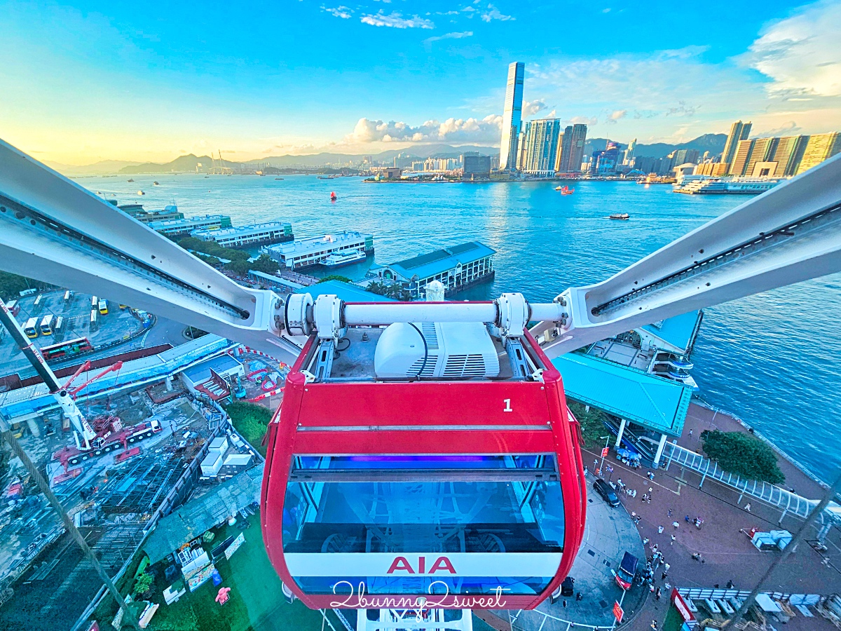 港島景點「香港摩天輪」60公尺高空欣賞維多利亞港景緻，門票20港幣銅板價超便宜 @兔兒毛毛姊妹花