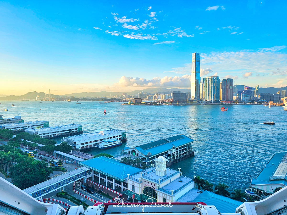 港島景點「香港摩天輪」60公尺高空欣賞維多利亞港景緻，門票20港幣銅板價超便宜 @兔兒毛毛姊妹花