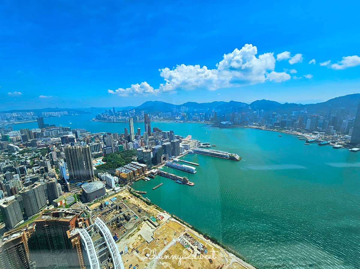 香港景點「天際100香港觀景台」最高地標建築 SKY100 百萬夜景，Café 100 貴婦下午茶 @兔兒毛毛姊妹花