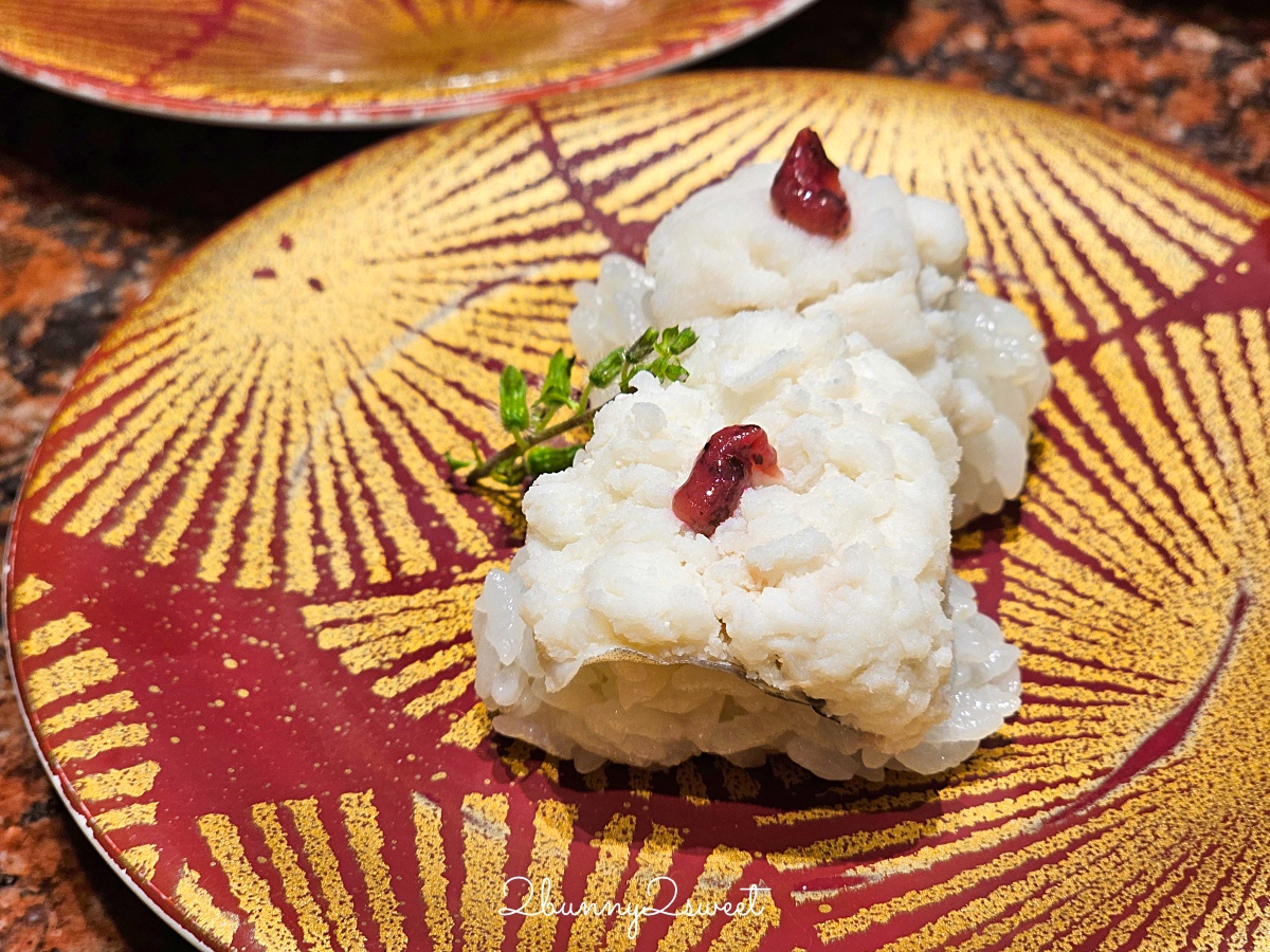 橫濱美食「三浦三崎港」日本必吃平價迴轉壽司，海鮮食材爆滿像山一樣高～CP值爆表 @兔兒毛毛姊妹花