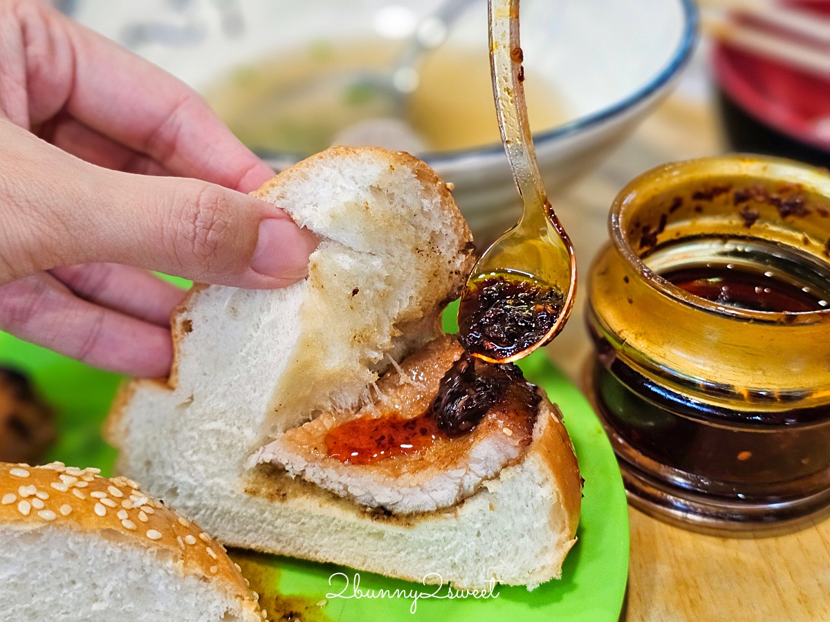 香港美食「華香園」尖沙咀海防道熟食市場大排檔平價美食，必點秘製豬扒包、瓦煲奶茶 @兔兒毛毛姊妹花