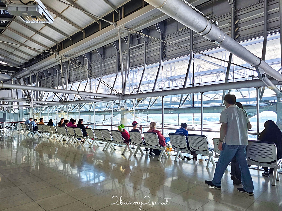 泰國曼谷機場 Suvarnabhumi Airport 最強攻略～BKK換錢、寄物、餐廳、按摩、便利商店、手標泰奶 @兔兒毛毛姊妹花