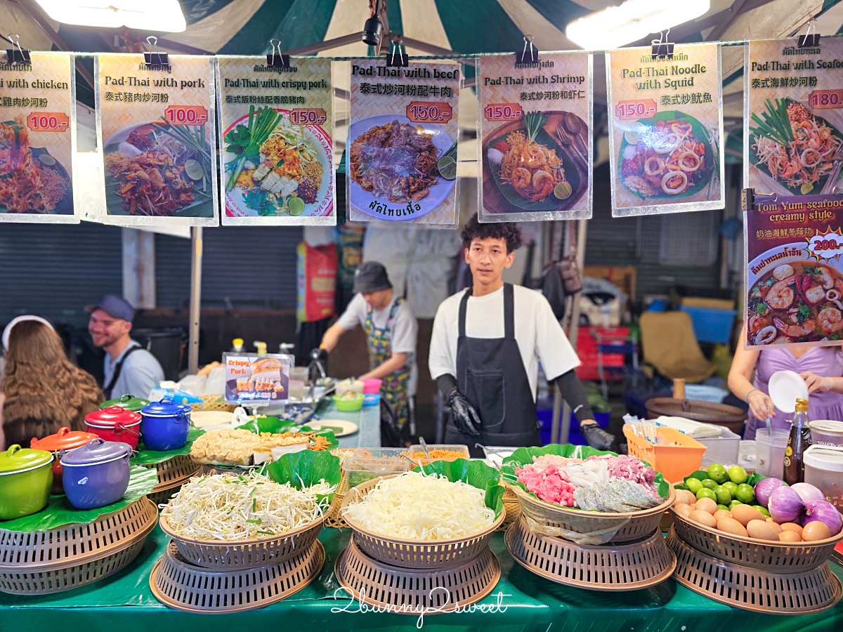 泰國曼谷「帕蓬夜市」BTS Sala Daeng 出站就到，越夜越熱鬧的辣妹夜市、夜店一條街 @兔兒毛毛姊妹花