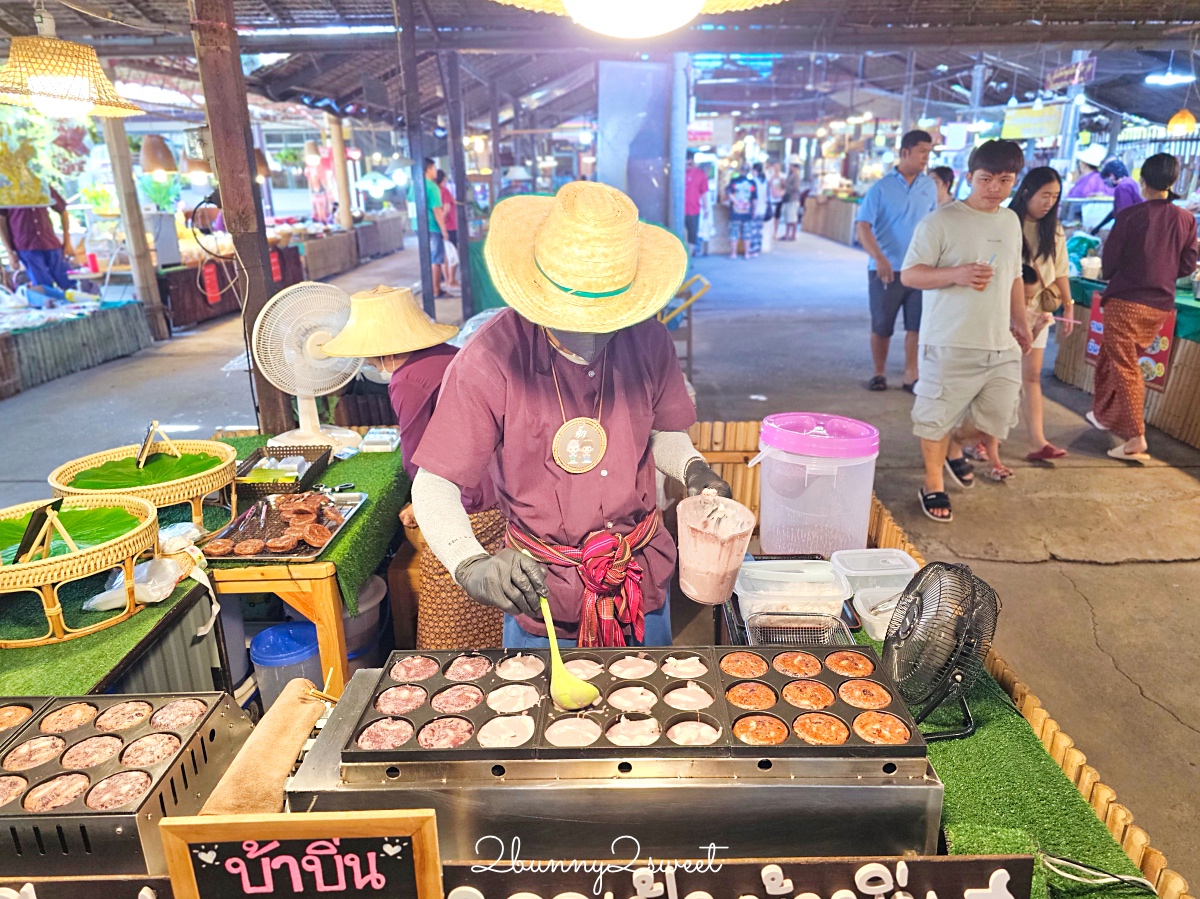 泰國大城景點「彎腰市集」歡樂有人情味的可愛市集，品嚐大城王朝宮廷甜點、在地小吃 @兔兒毛毛姊妹花