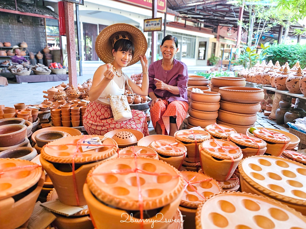 泰國大城景點「彎腰市集」歡樂有人情味的可愛市集，品嚐大城王朝宮廷甜點、在地小吃 @兔兒毛毛姊妹花