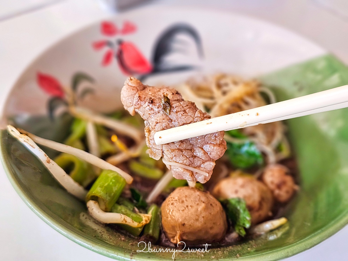 泰國大城米其林船麵「Pa Lek Boat Noodle」古蹟瑪哈泰寺排隊美食，一碗20元平價好吃 @兔兒毛毛姊妹花