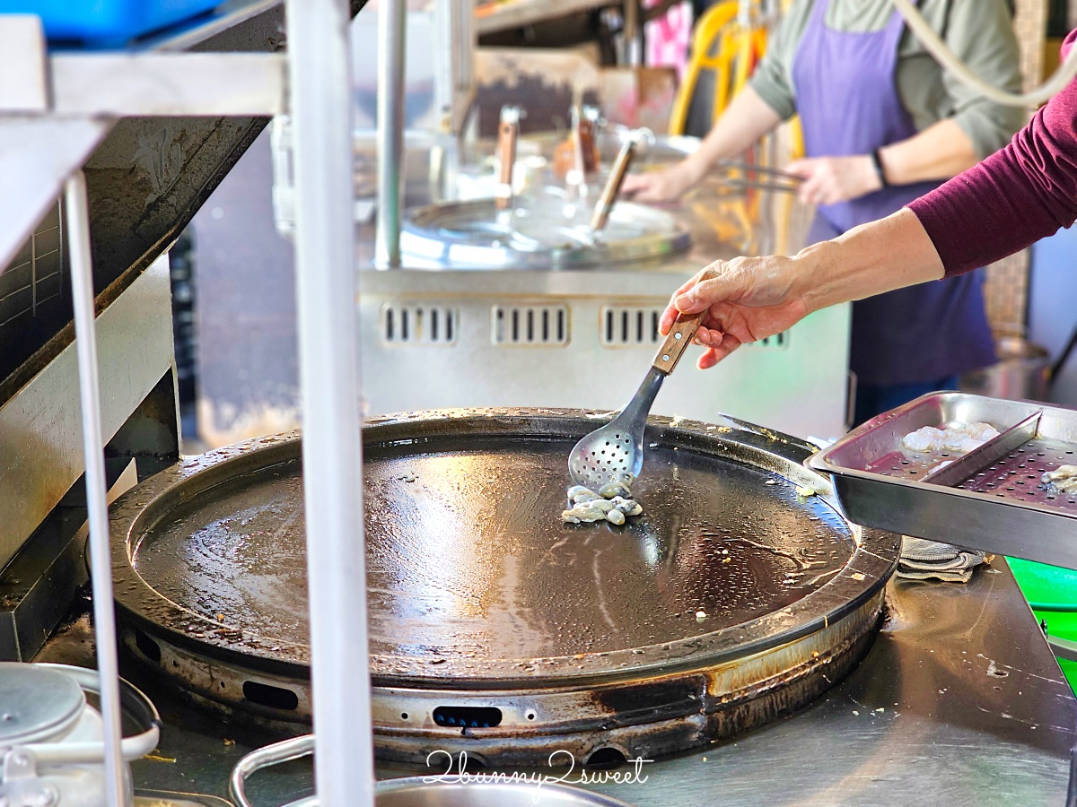 北投市場美食「阿宗蚵仔煎」外圈薄脆、內層軟Q雙重口感，北投最好吃冰花蚵仔煎 @兔兒毛毛姊妹花