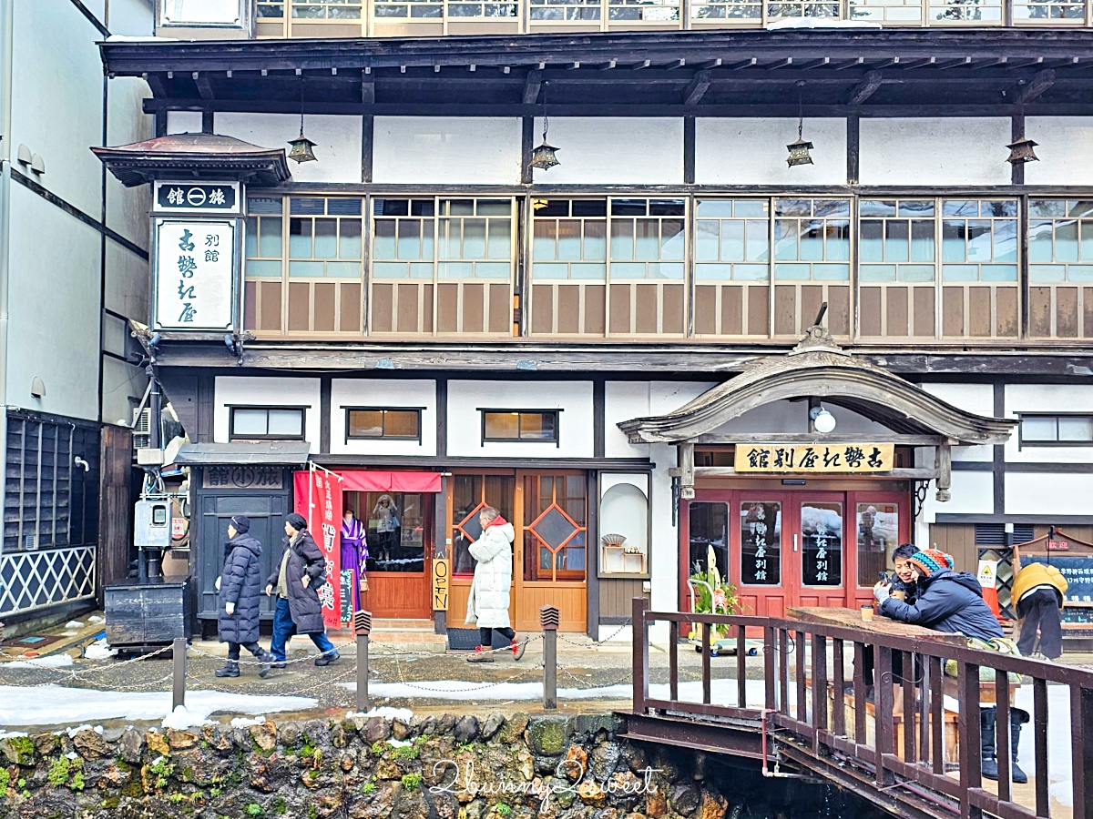 銀山溫泉和服租借「Cafe I&#8217;rasgayna」あいらすげーな～穿大正浪漫袴在復古街頭超好拍 @兔兒毛毛姊妹花