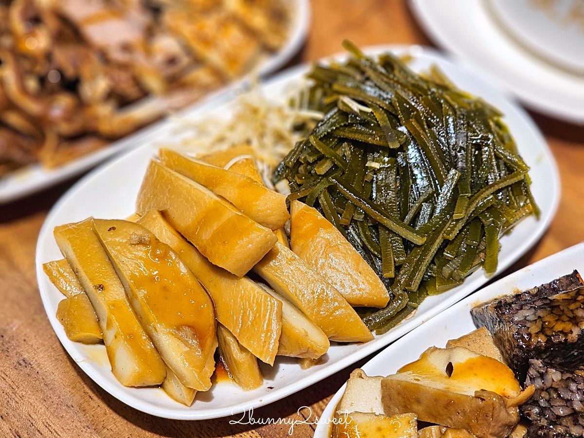 善導寺美食「雙月食品社青島店」華麗回歸，連續千年米其林推薦養生湯品連外國人都愛 @兔兒毛毛姊妹花