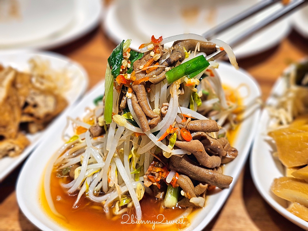 善導寺美食「雙月食品社青島店」華麗回歸，連續千年米其林推薦養生湯品連外國人都愛 @兔兒毛毛姊妹花