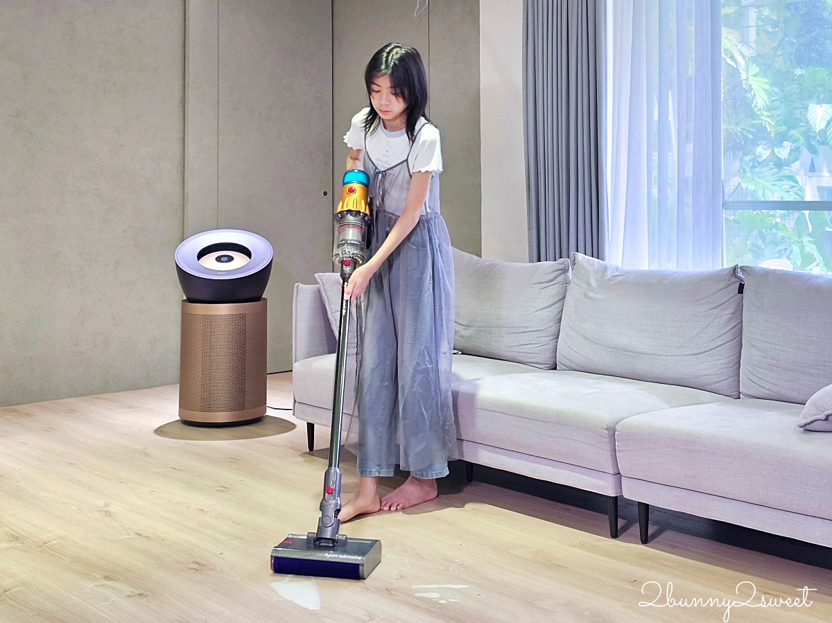 居家清潔家電推薦 Dyson V12s Detect Slim Submarine™ 乾濕全能洗地吸塵器快速清潔地板，Dyson 強效極靜甲醛偵測空氣清淨機給我乾淨好空氣 @兔兒毛毛姊妹花