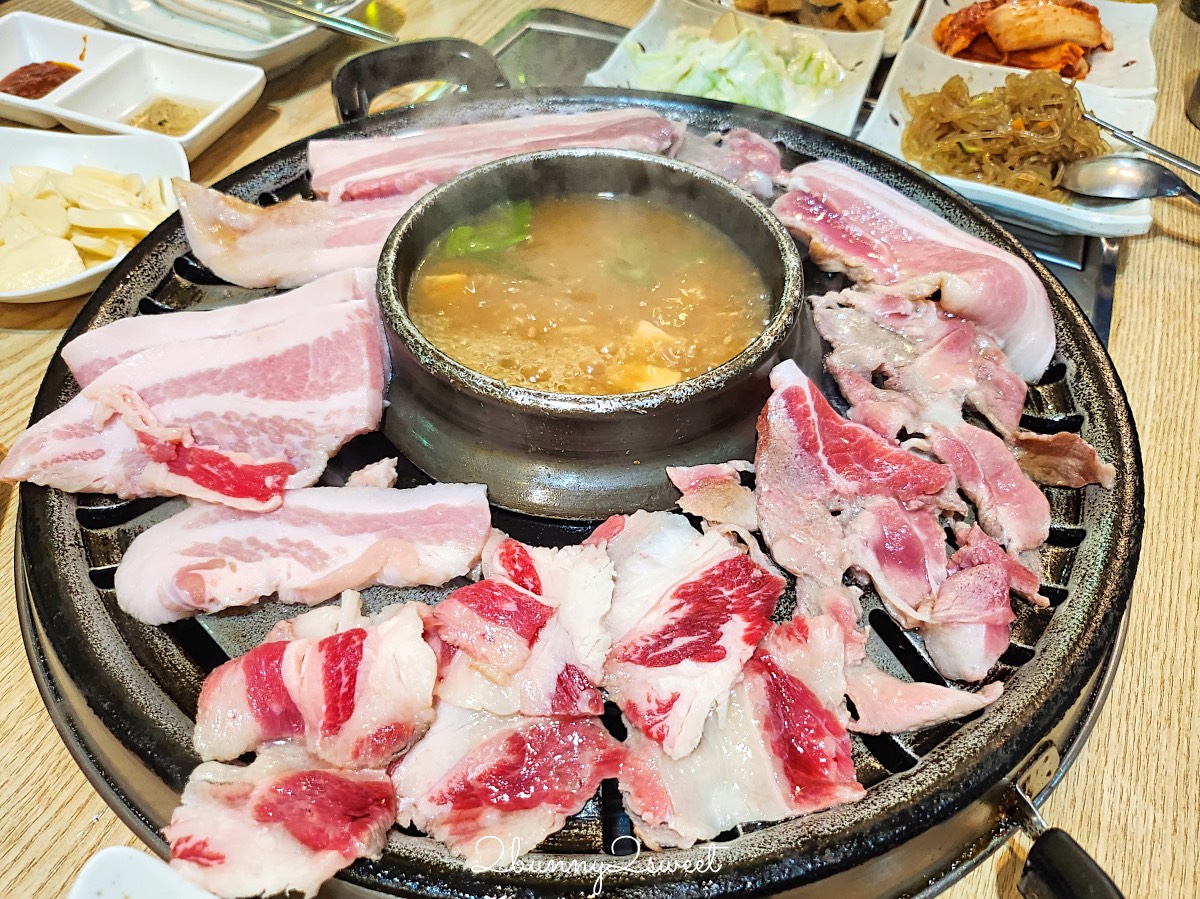 菲律賓【宿霧美食】保證不踩雷的 12 間美食餐廳推薦，宿霧自由行、宿霧遊學必吃 @兔兒毛毛姊妹花