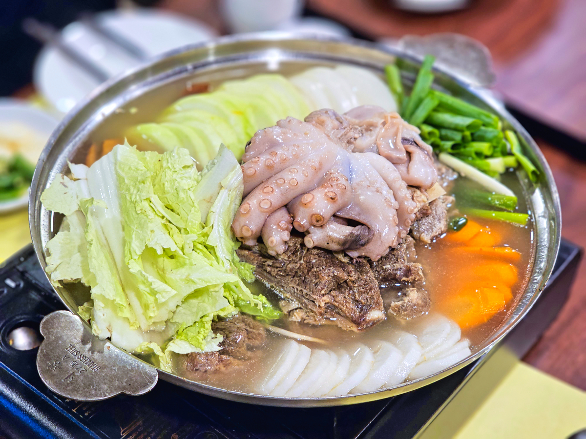 菲律賓【宿霧美食】保證不踩雷的 12 間美食餐廳推薦，宿霧自由行、宿霧遊學必吃 @兔兒毛毛姊妹花