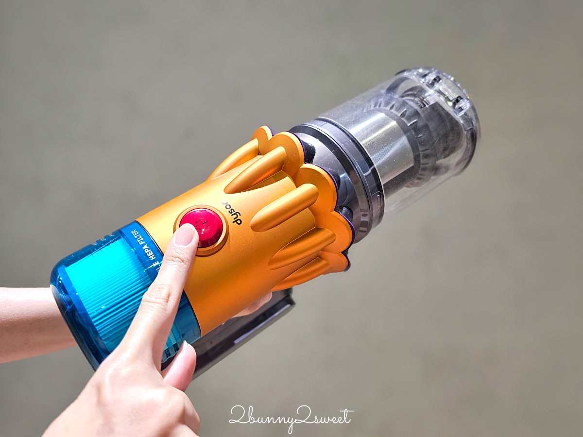居家清潔家電推薦 Dyson V12s Detect Slim Submarine™ 乾濕全能洗地吸塵器快速清潔地板，Dyson 強效極靜甲醛偵測空氣清淨機給我乾淨好空氣 @兔兒毛毛姊妹花