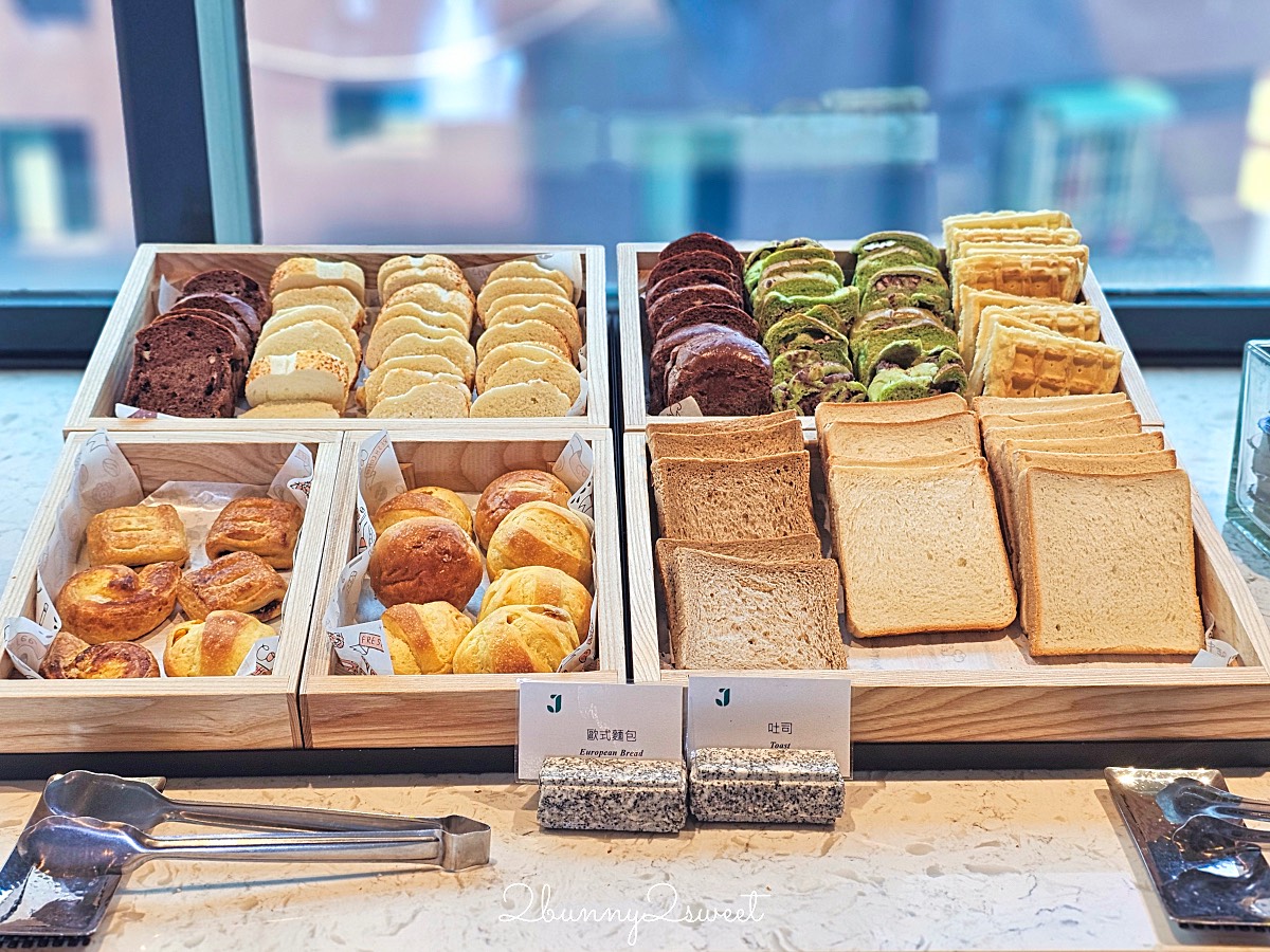台南住宿「宅夏都」赤崁樓附近北歐質感飯店，房間寬敞附膠囊咖啡機、Dyson吹風機 @兔兒毛毛姊妹花