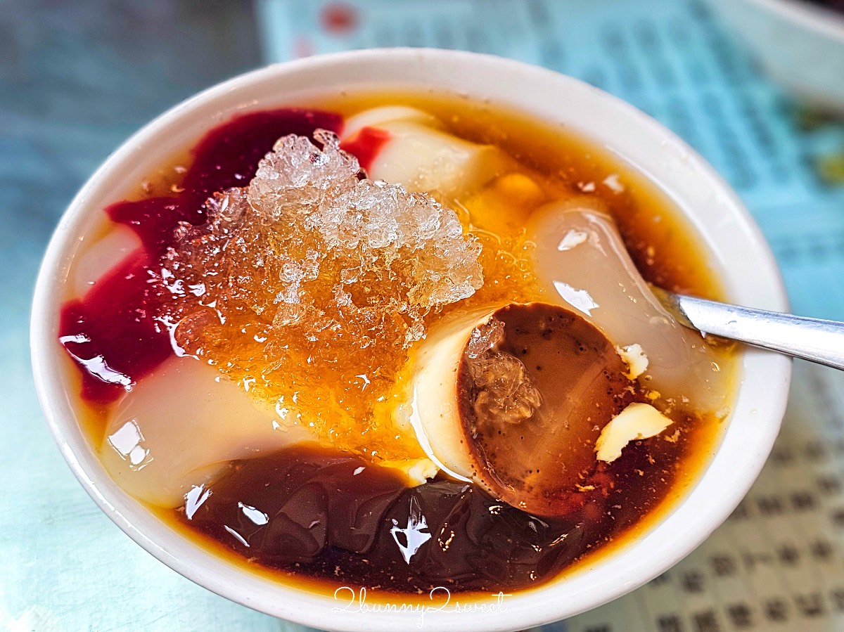 台南景點「修安扁擔豆花」國華街永樂市場美食，CNN報導台南必吃小吃 @兔兒毛毛姊妹花