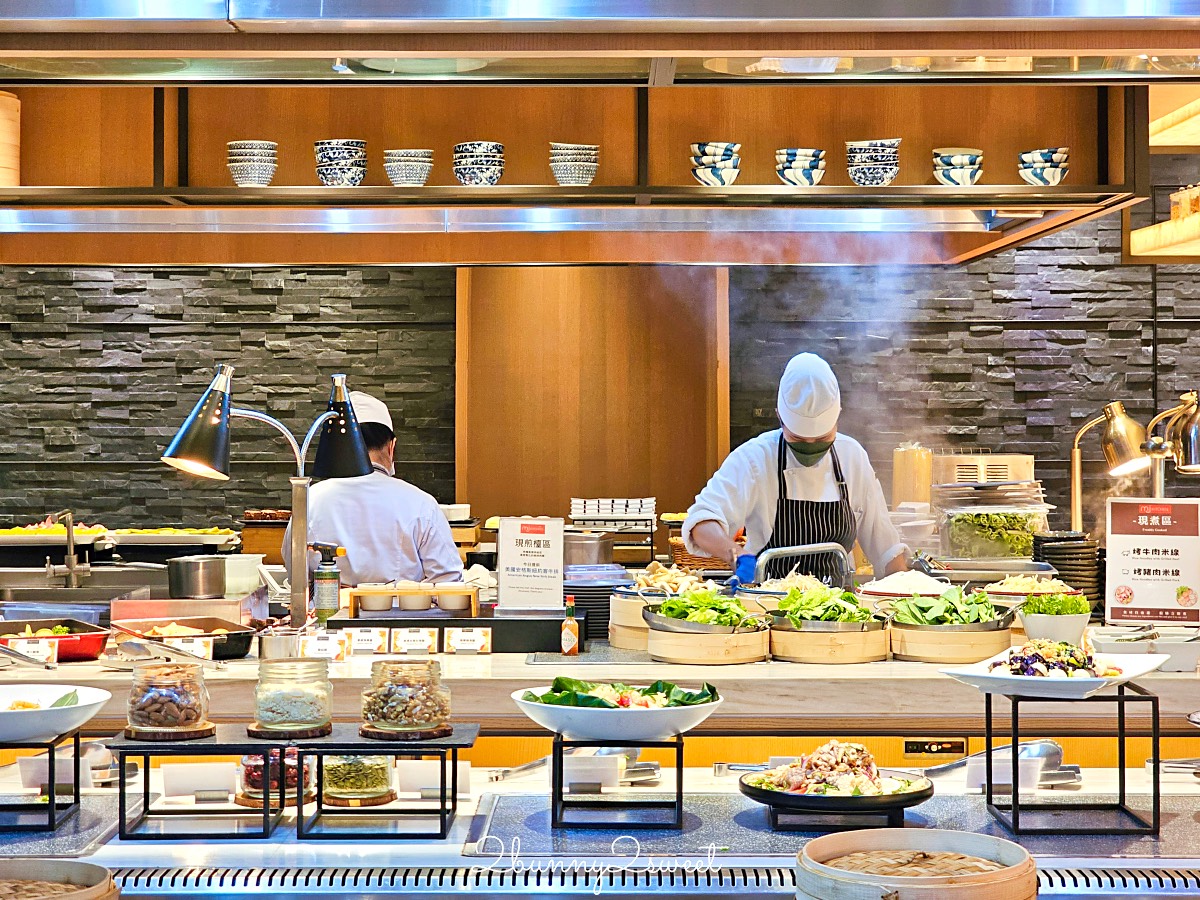 台北吃到飽「台北國泰萬怡酒店MJ Kitchen自助餐廳」免千元 buffet 無限吃生食級天使紅蝦、雪蟹 @兔兒毛毛姊妹花