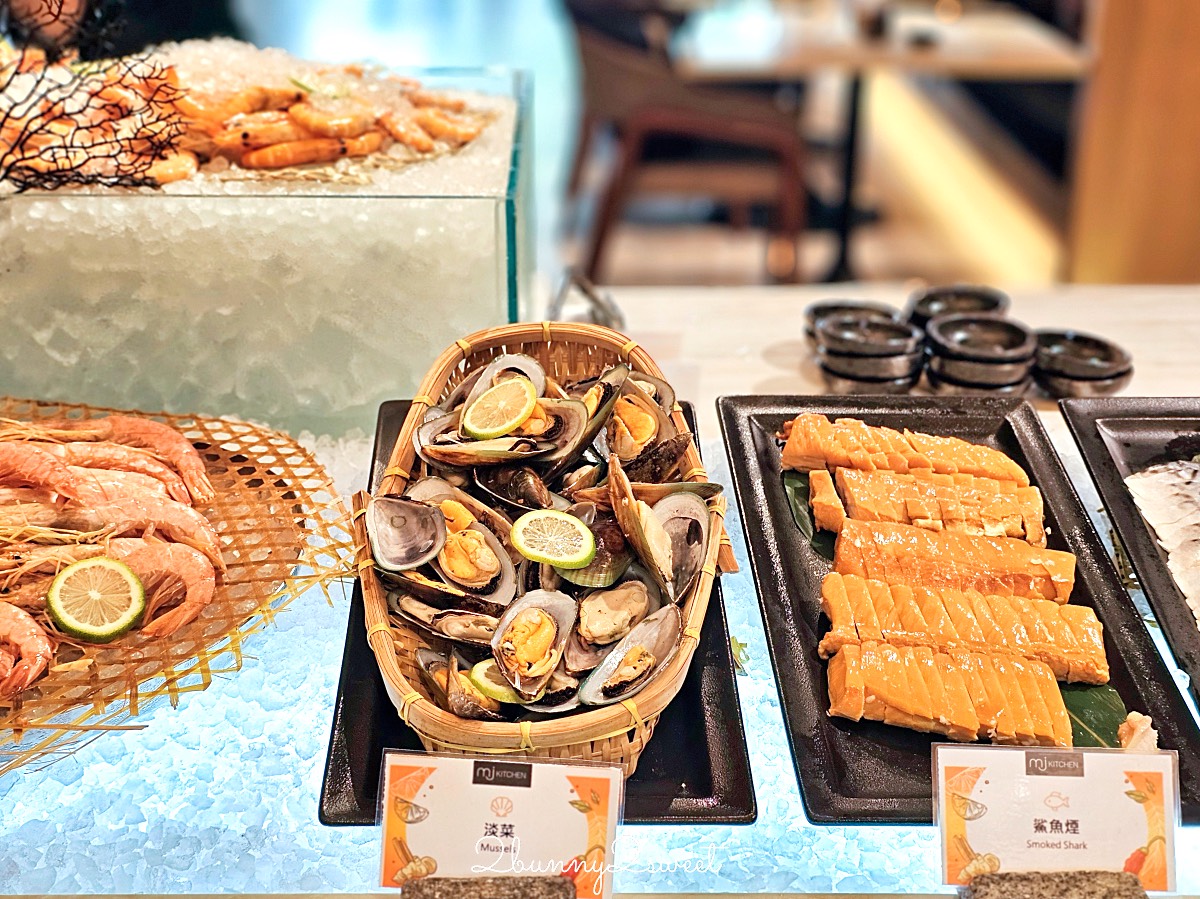 台北吃到飽「台北國泰萬怡酒店MJ Kitchen自助餐廳」免千元 buffet 無限吃生食級天使紅蝦、雪蟹 @兔兒毛毛姊妹花
