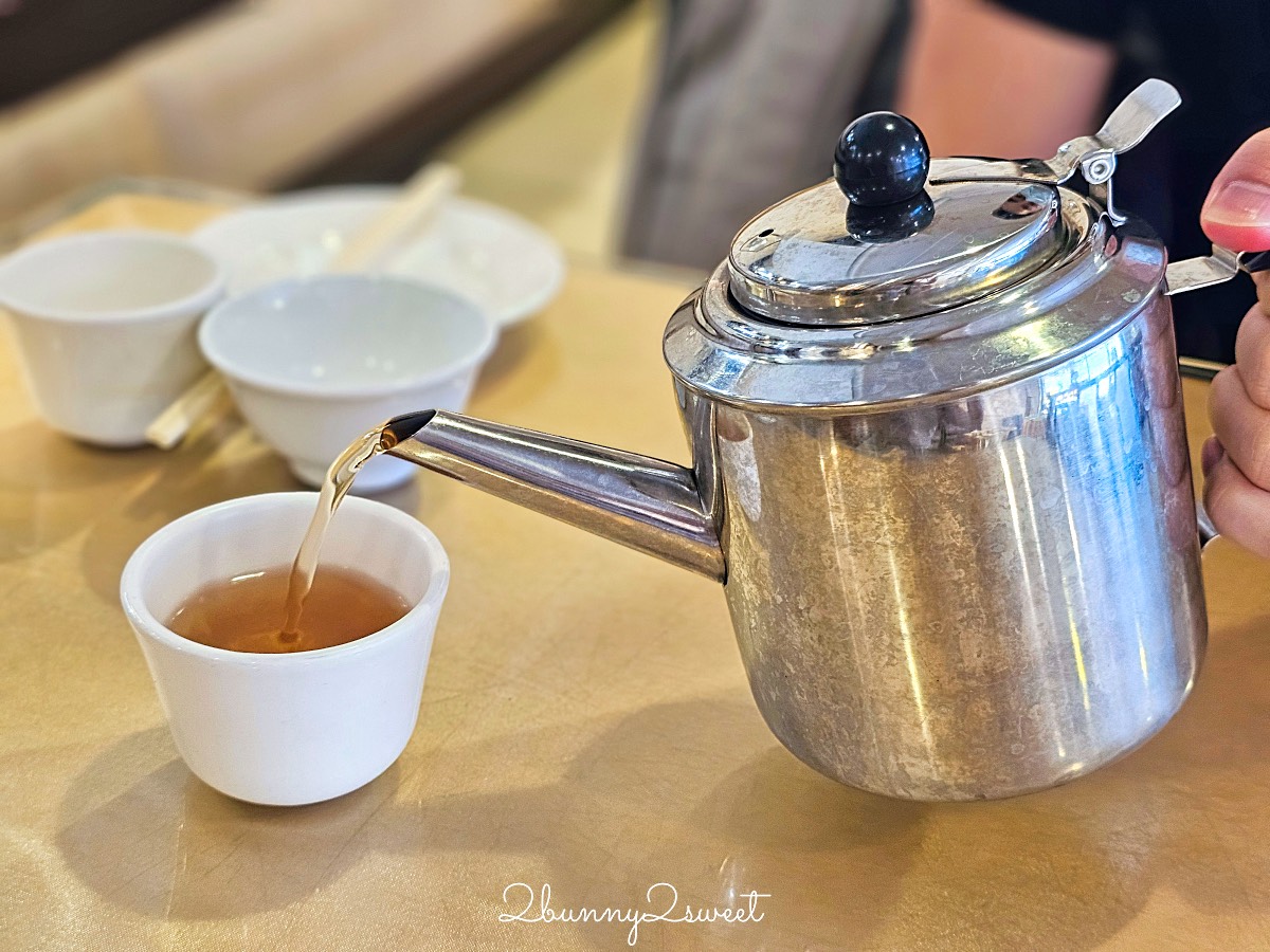 【南京三民美食】品冠客家小館：台北松山老字號客家菜，熱炒合菜經典不敗，便當也厲害 @兔兒毛毛姊妹花