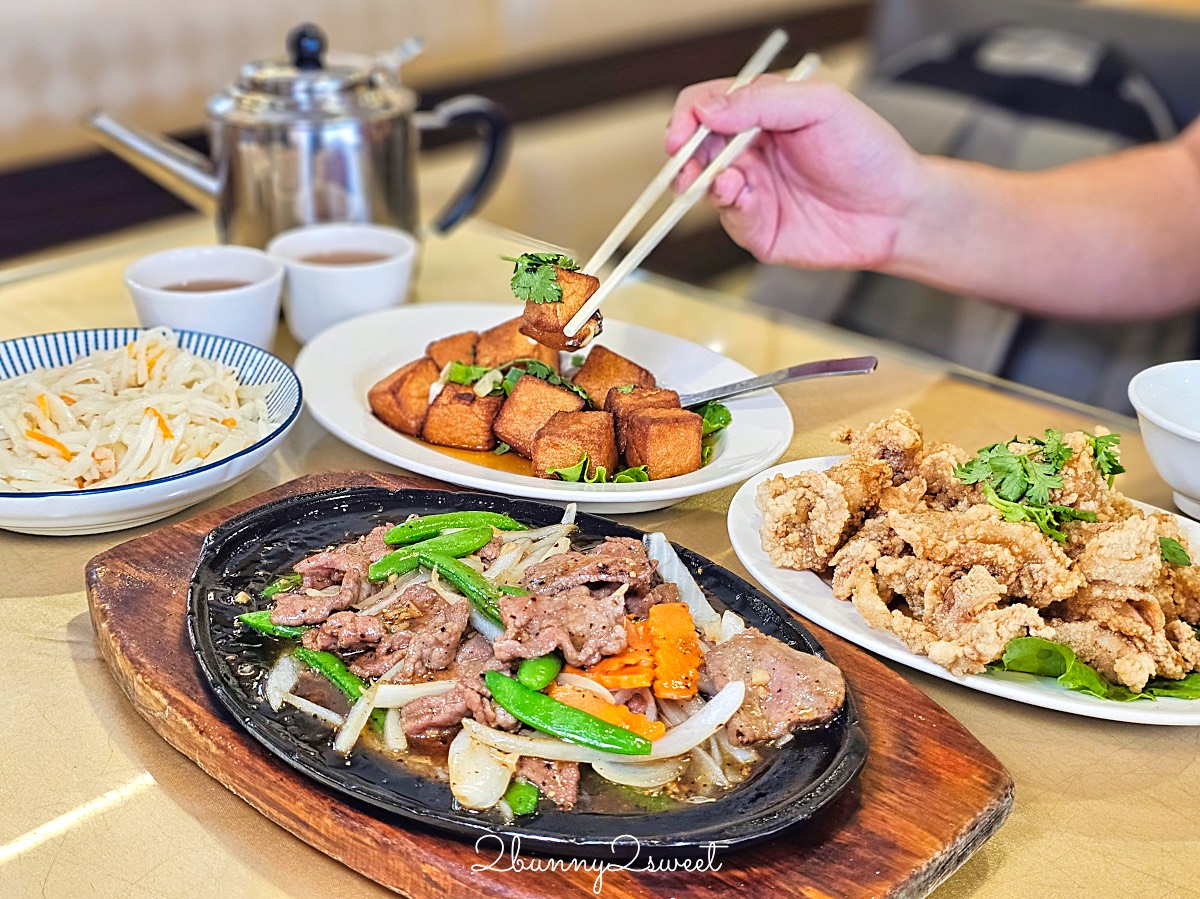 【南京三民美食】品冠客家小館：台北松山老字號客家菜，熱炒合菜經典不敗，便當也厲害 @兔兒毛毛姊妹花