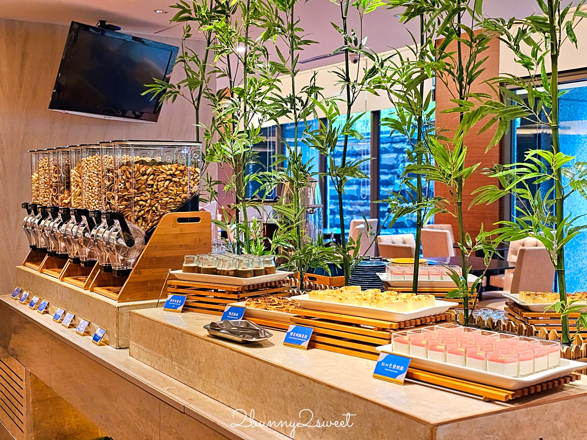 礁溪長榮【鳳凰飴號】全新Lounge～星巴克無限暢飲，免費午茶、點心、Happy Hour @兔兒毛毛姊妹花