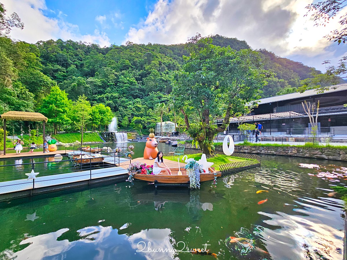 宜蘭景點【鳳梨屋水上莊園】水上鞦韆、湖畔咖啡、鳳梨泳池，也有豪華露營、度假小屋 @兔兒毛毛姊妹花