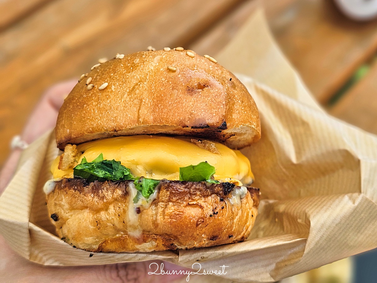 鳥取美食【おやつとバーガーのお店 Graine】柯南小鎮北榮町新開幕鳥取和牛漢堡網美餐廳 @兔兒毛毛姊妹花