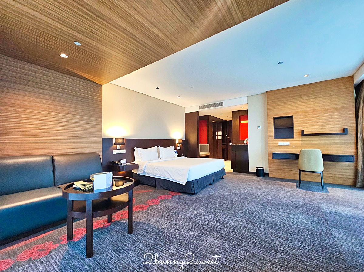 沙巴住宿【Grandis Hotels and Resorts 閣藍帝酒店】百貨共構、免稅店旁～地理位置超棒海景飯店 @兔兒毛毛姊妹花