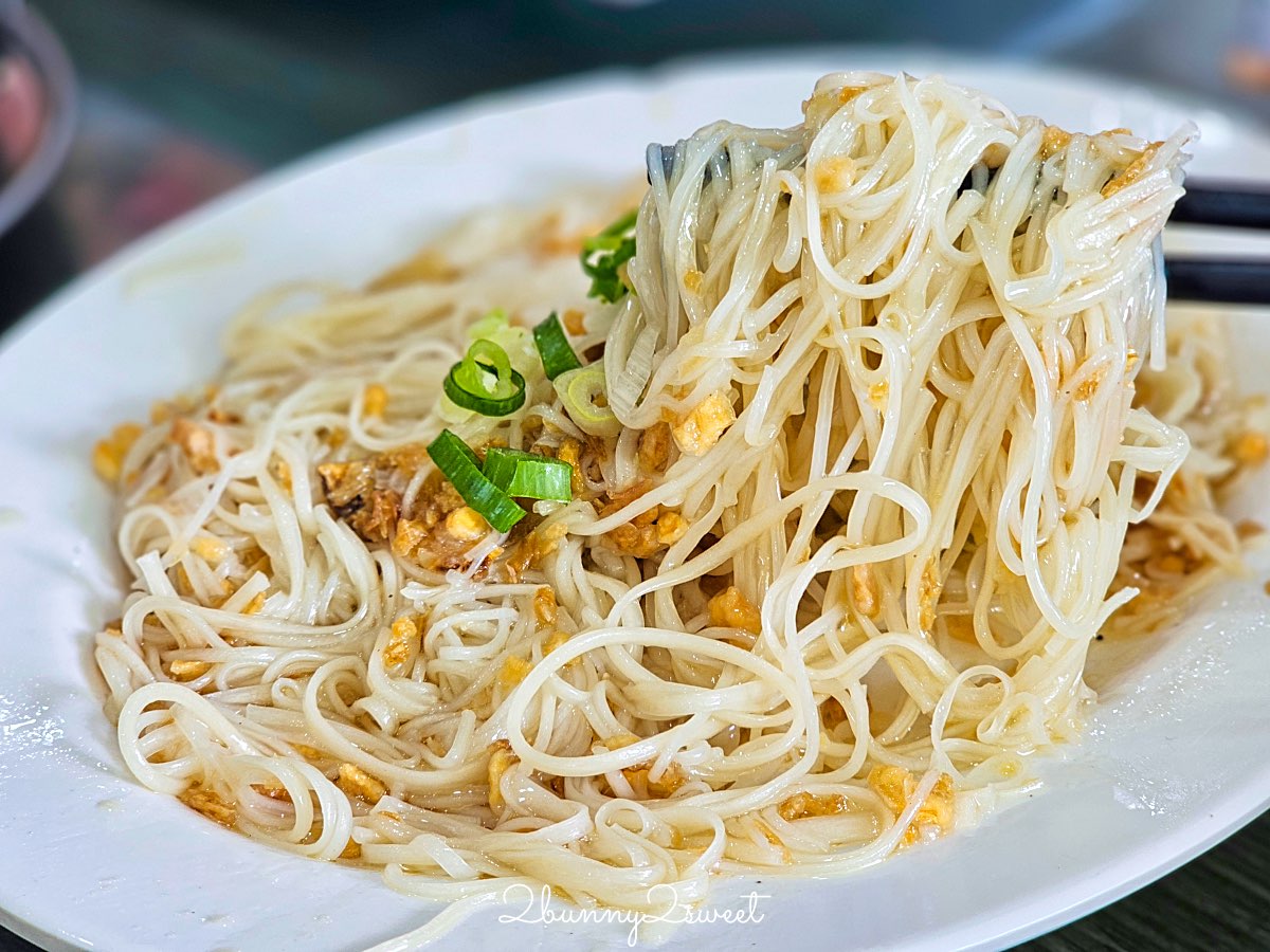 宜蘭美食【大仁哥蔗香脆皮桶仔雞-宜蘭旗艦店】秒殺烤雞餐車唯一實體餐廳 排隊拍翻也要吃 @兔兒毛毛姊妹花