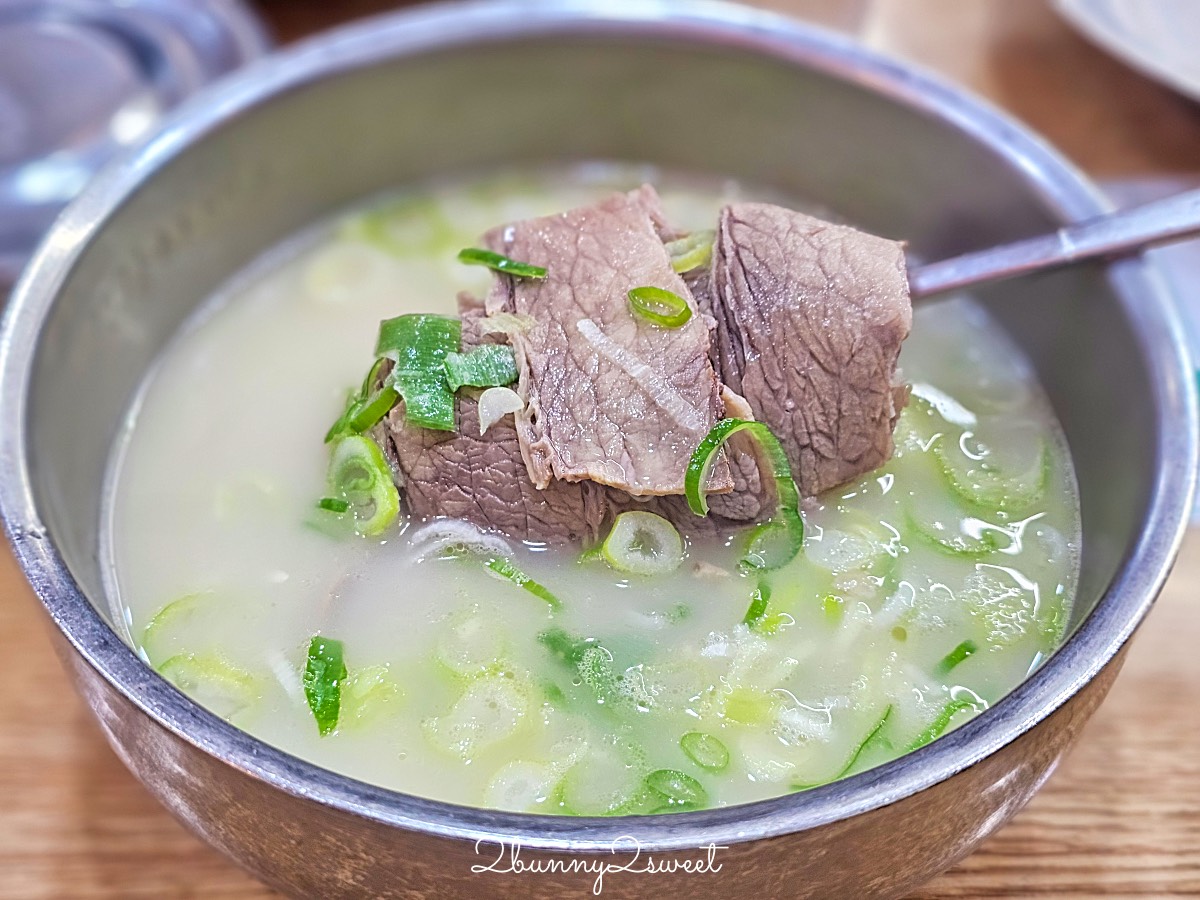 首爾美食【神仙雪濃湯 신선설농탕】明洞必吃濃郁牛骨湯飯，早上8:00營業來吃早餐不用排隊 @兔兒毛毛姊妹花
