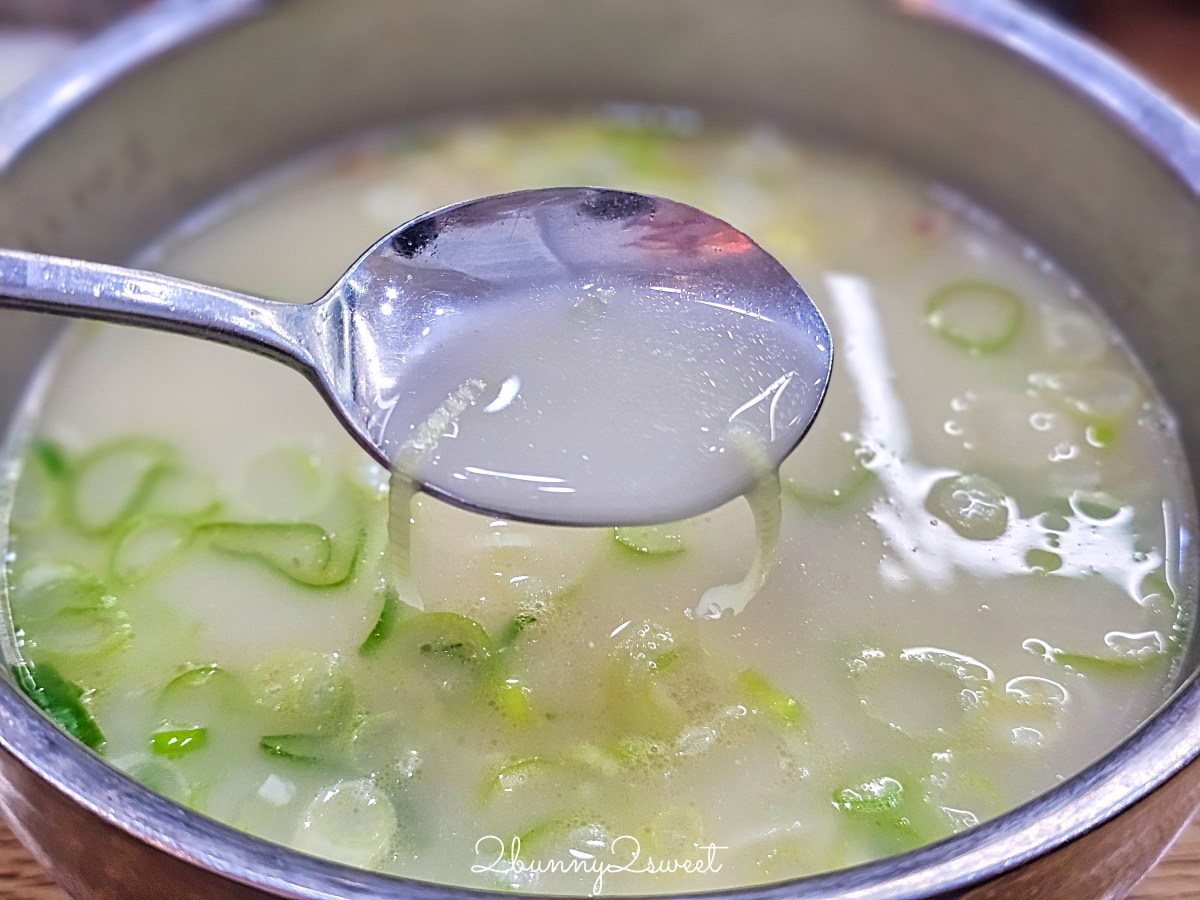 首爾美食【神仙雪濃湯 신선설농탕】明洞必吃濃郁牛骨湯飯，早上8:00營業來吃早餐不用排隊 @兔兒毛毛姊妹花