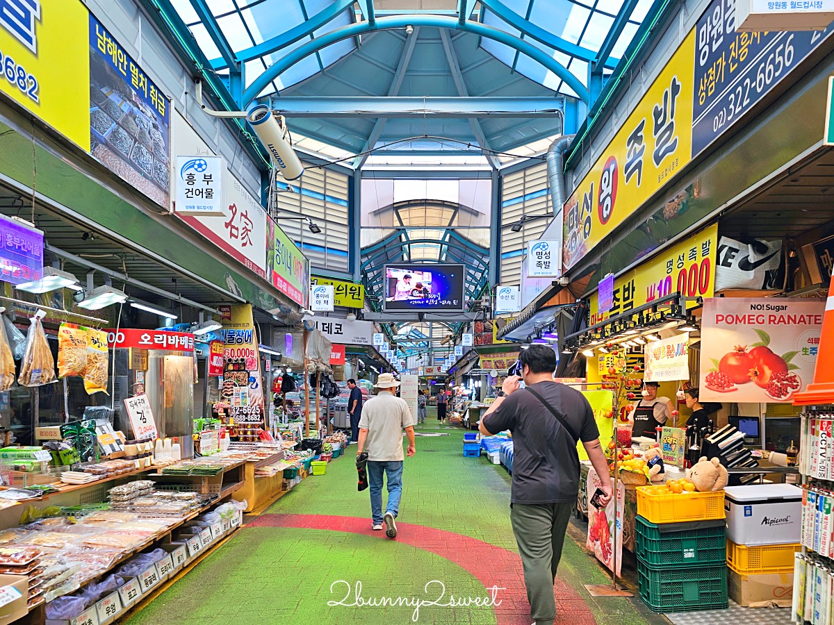 首爾景點【望遠市場 망원시장】弘大旁美食天堂必吃8間人氣小吃、隱藏版冷氣內用區 @兔兒毛毛姊妹花