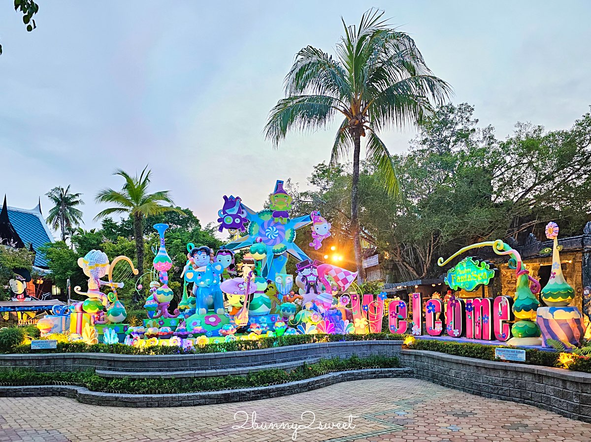 普吉島景點推薦｜Phuket FantaSea 普吉幻多奇：看秀吃Buffet、拍泰服、抱老虎的夜間樂園 @兔兒毛毛姊妹花