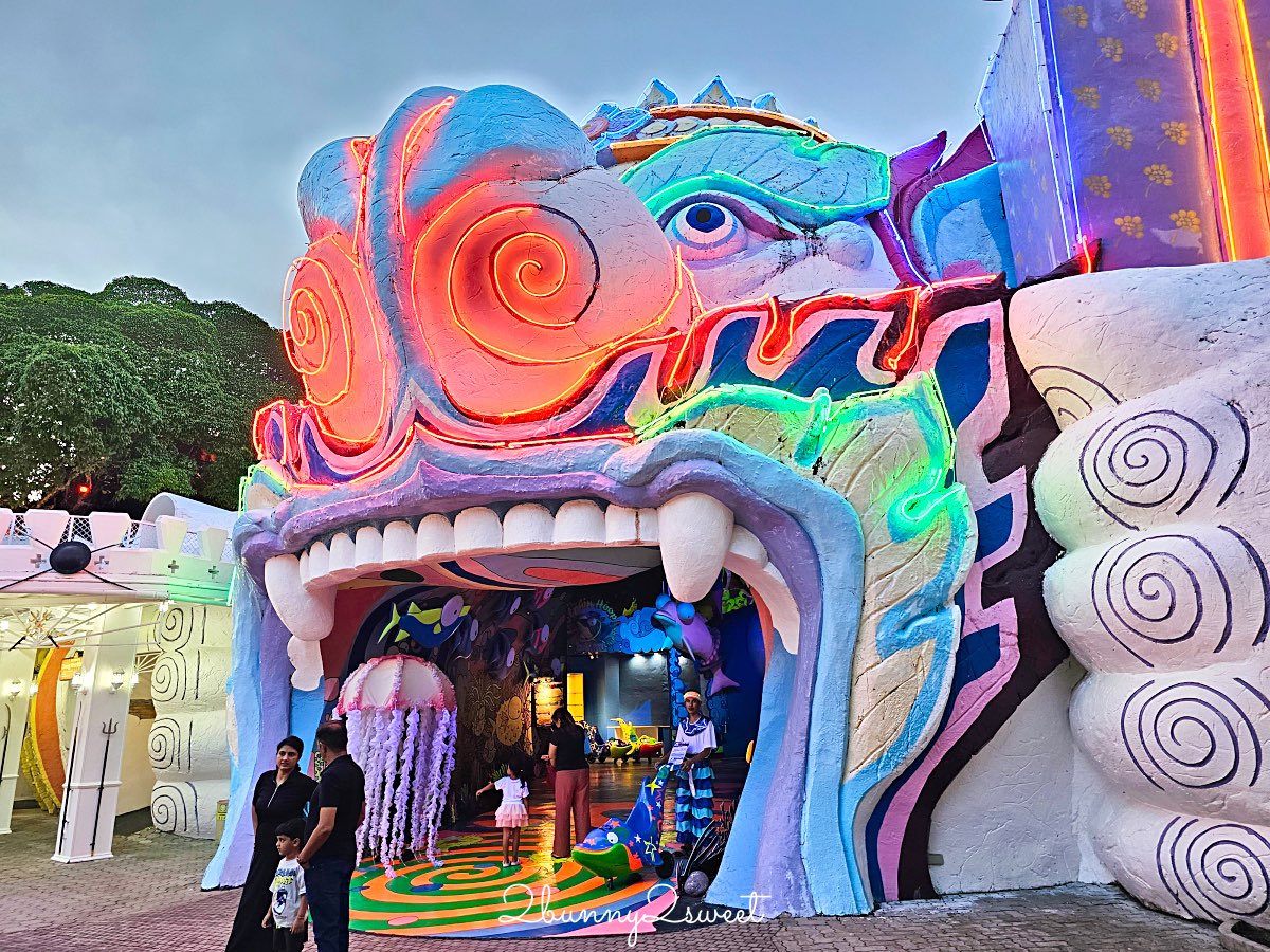 普吉島景點推薦｜Phuket FantaSea 普吉幻多奇：看秀吃Buffet、拍泰服、抱老虎的夜間樂園 @兔兒毛毛姊妹花