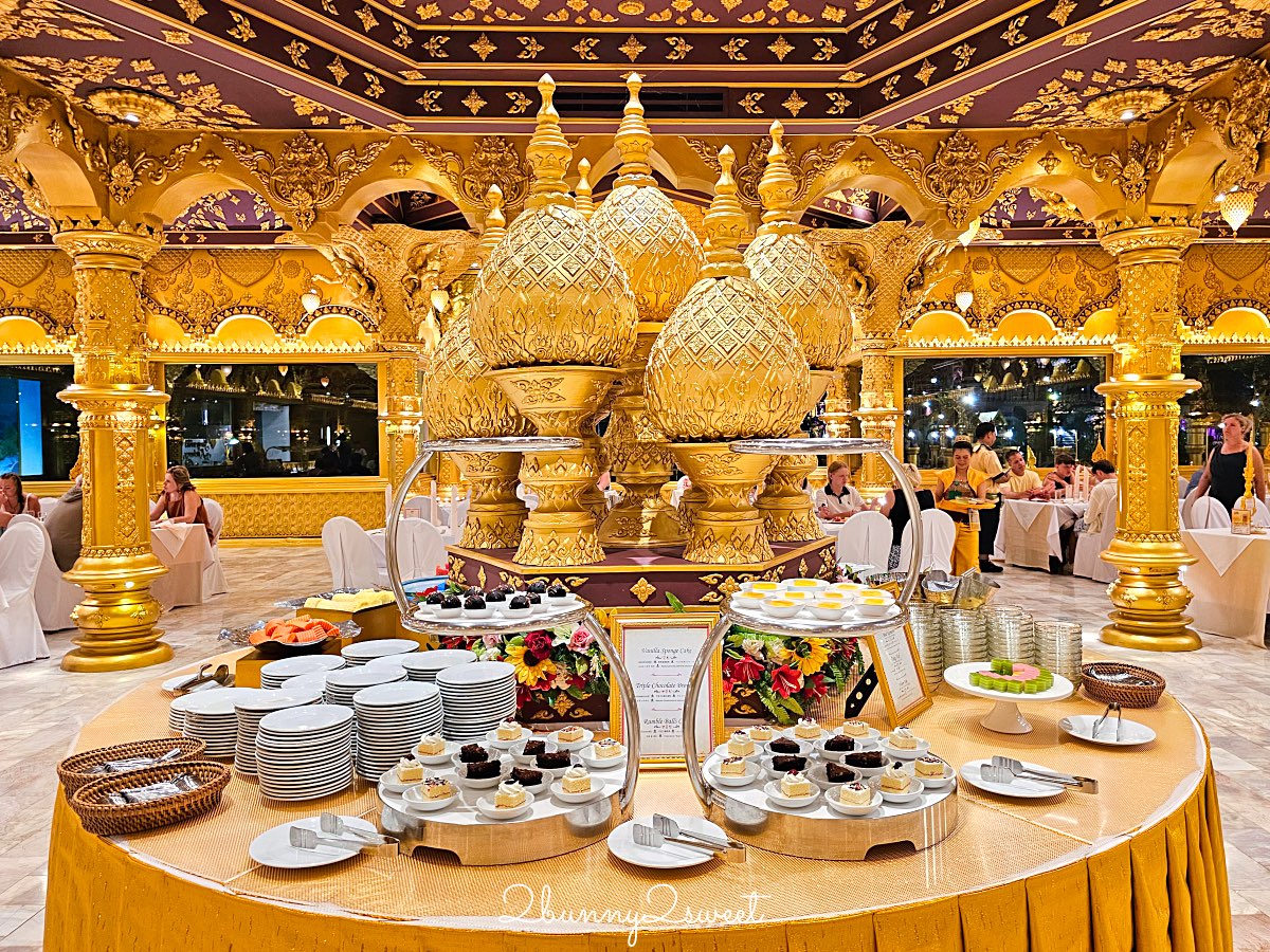 普吉島景點推薦｜Phuket FantaSea 普吉幻多奇：看秀吃Buffet、拍泰服、抱老虎的夜間樂園 @兔兒毛毛姊妹花