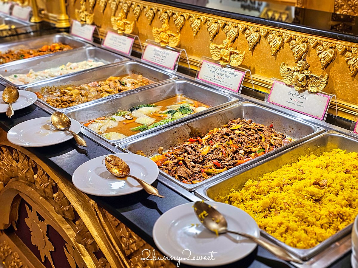 普吉島景點推薦｜Phuket FantaSea 普吉幻多奇：看秀吃Buffet、拍泰服、抱老虎的夜間樂園 @兔兒毛毛姊妹花