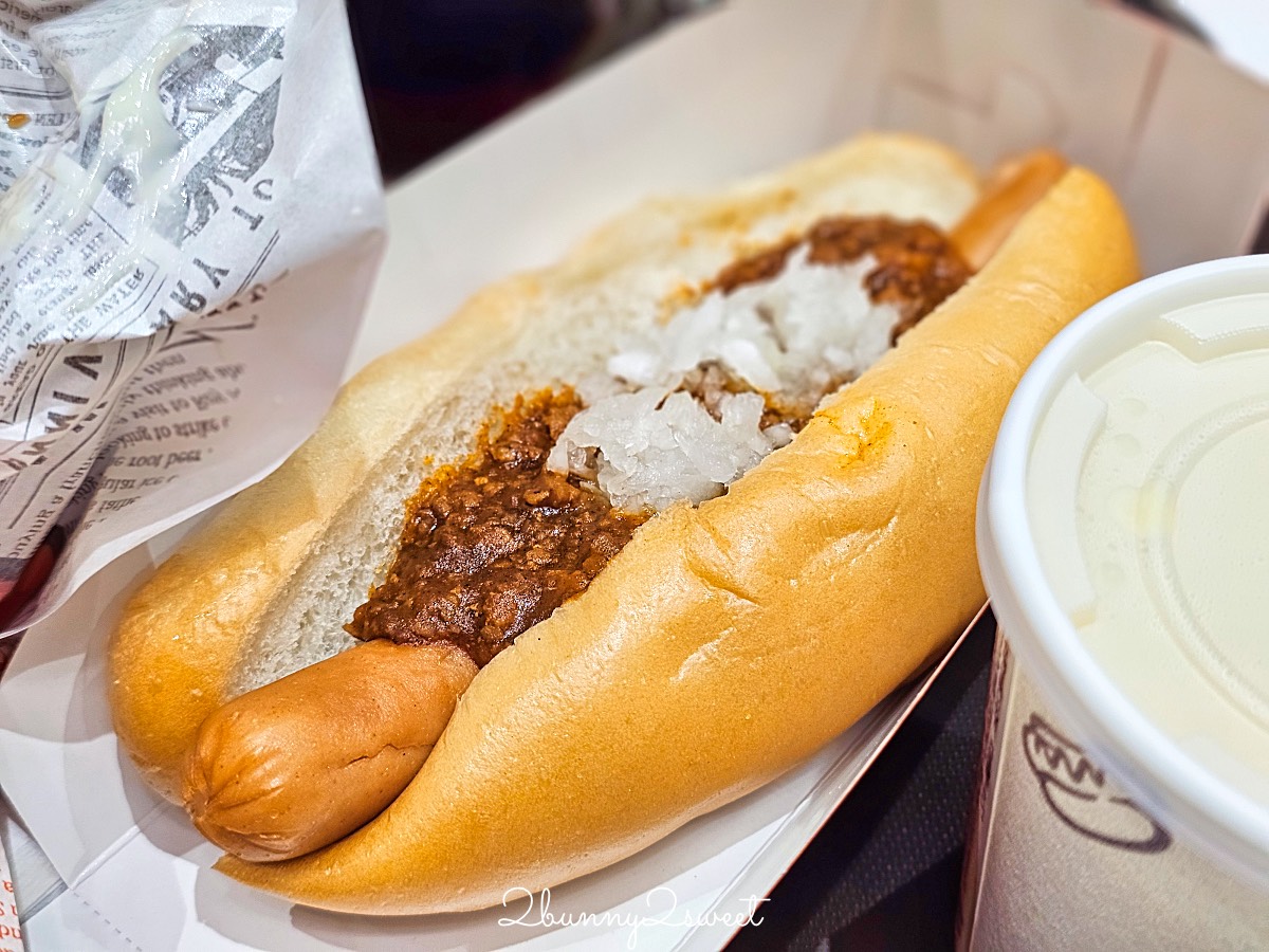 沖繩必吃【A&W】沖繩限定速食品牌，人氣NO.1漢堡、螺旋薯條、沙士必點攻略 @兔兒毛毛姊妹花