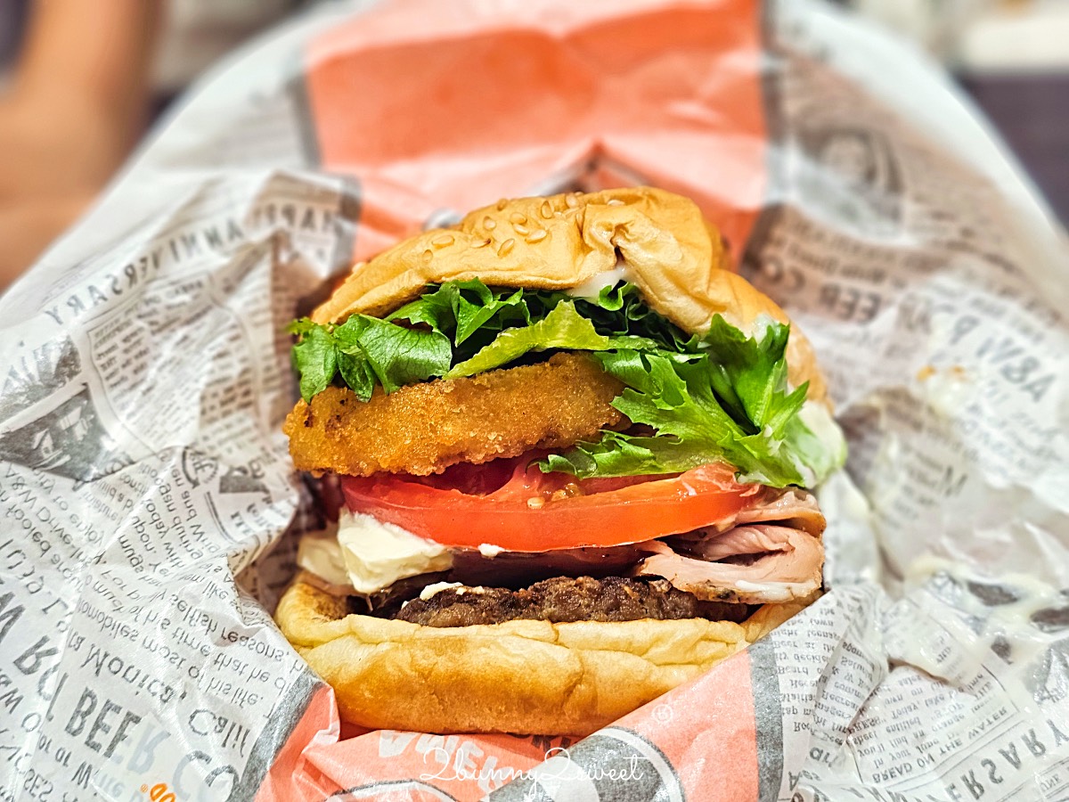 沖繩必吃【A&W】沖繩限定速食品牌，人氣NO.1漢堡、螺旋薯條、沙士必點攻略 @兔兒毛毛姊妹花