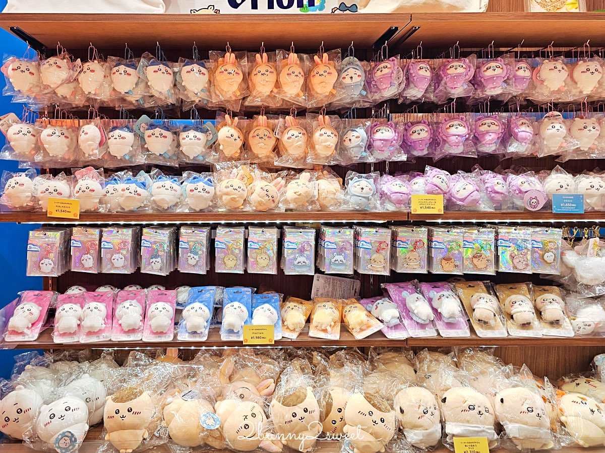 【沖繩 PARCO CITY 獅薩伴手禮店攻略】吉伊卡哇獅薩限定商品、位置樓層與必買清單 @兔兒毛毛姊妹花