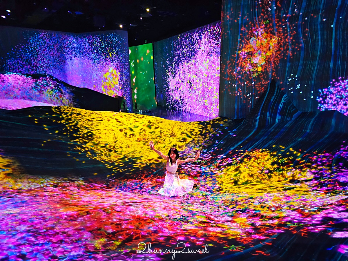 【沖繩 teamLab 未來園】沉浸式光影藝術親子樂園、雨天也能玩的室內景點 @兔兒毛毛姊妹花
