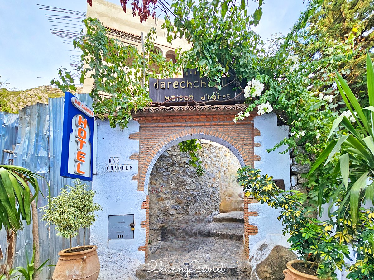 摩洛哥住宿【Dar Echchaouen Maison d’h&ocirc;tes & Riad】舍夫沙萬藍色山城裡最美泳池飯店 @兔兒毛毛姊妹花
