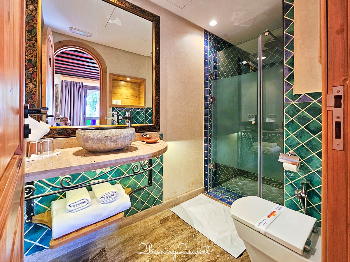 摩洛哥住宿【Dar Echchaouen Maison d’h&ocirc;tes & Riad】舍夫沙萬藍色山城裡最美泳池飯店 @兔兒毛毛姊妹花